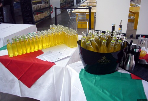 Cocktail futuristi con la cedrata