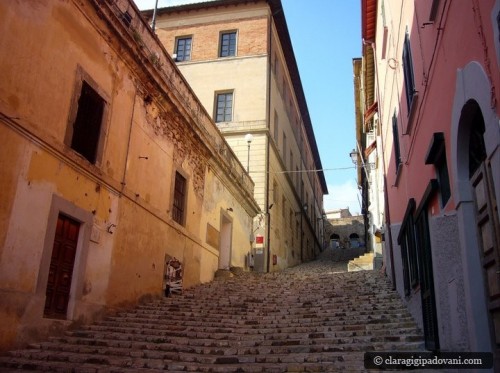 La Salita Napoleone nel centro storico di Portoferraio