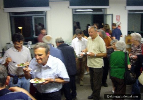 Il buffet durante la presentazione a Givoletto