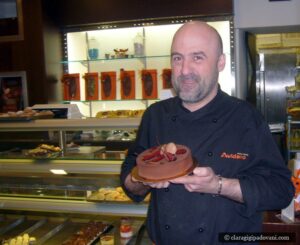 Avidano, Chieri
