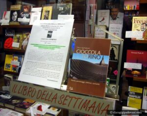 Nella libreria Bicros di via Montevideo, a Torino, CioccolaTorino è stato "libro della settimana"