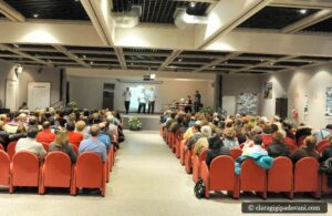 La sala del Palazzo delle Feste a Bardonecchia