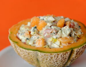 Insalata di pollo e melone