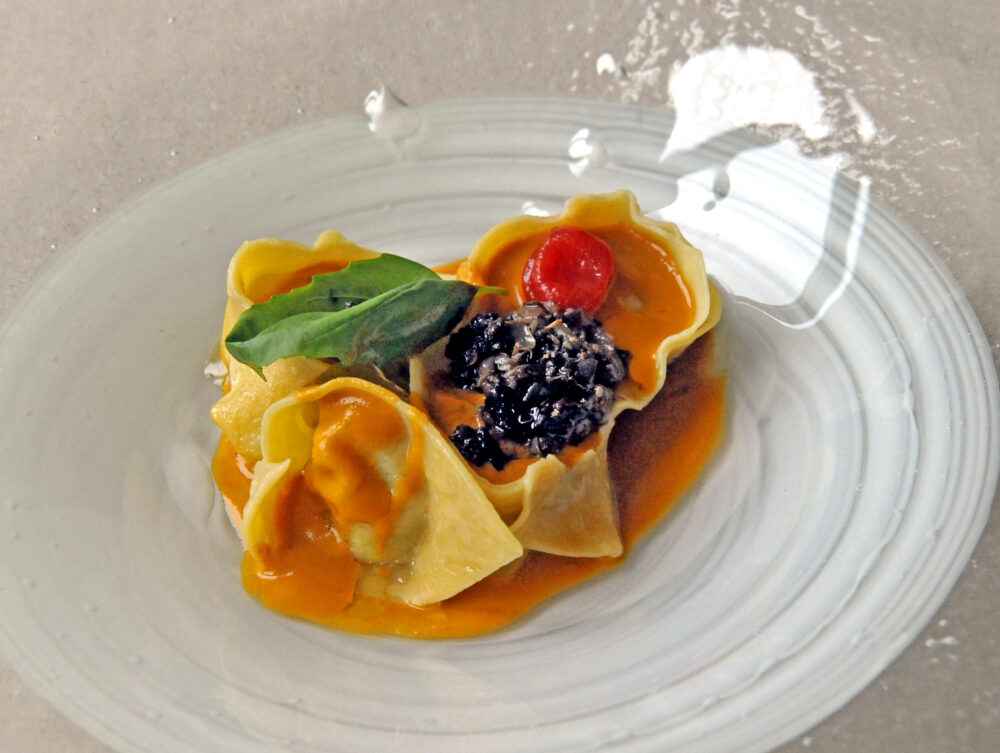 Datterino di Pachino candito e salsa cruda