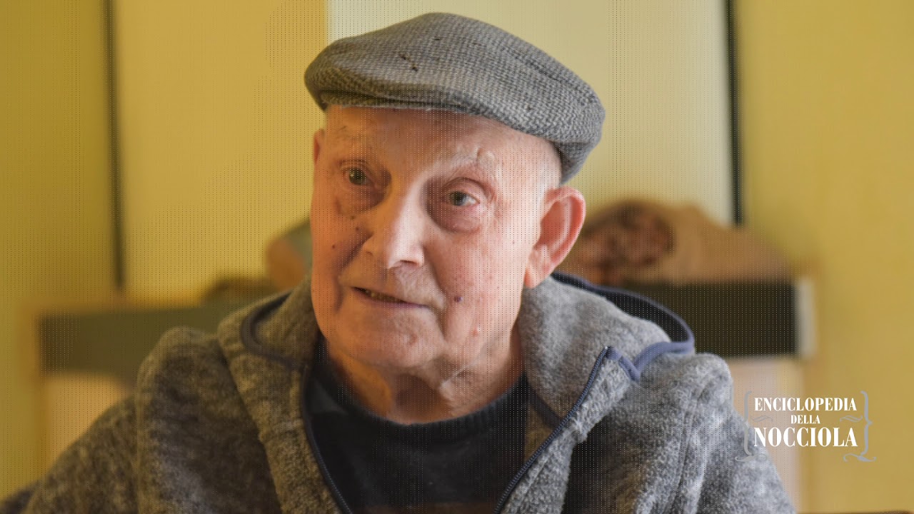Francesco Estatico (90 anni) racconta come si coltivavano “e’ nucelle” (le nocciole) di Avella (Av)
